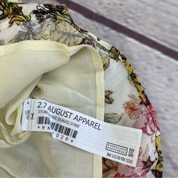 Free The Roses Midsummer Rendezvous Romper NWT Pink Cream Yellow Floral Size XS - Picture 7 of 9